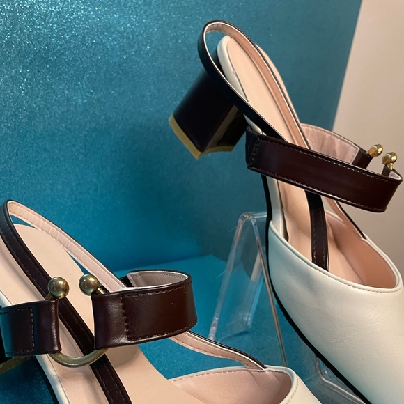 NWOT Cream & Brown Heels. Pointed Toe and Open Back. BEAUTIFUL & ELEGANT! - Picture 6 of 6